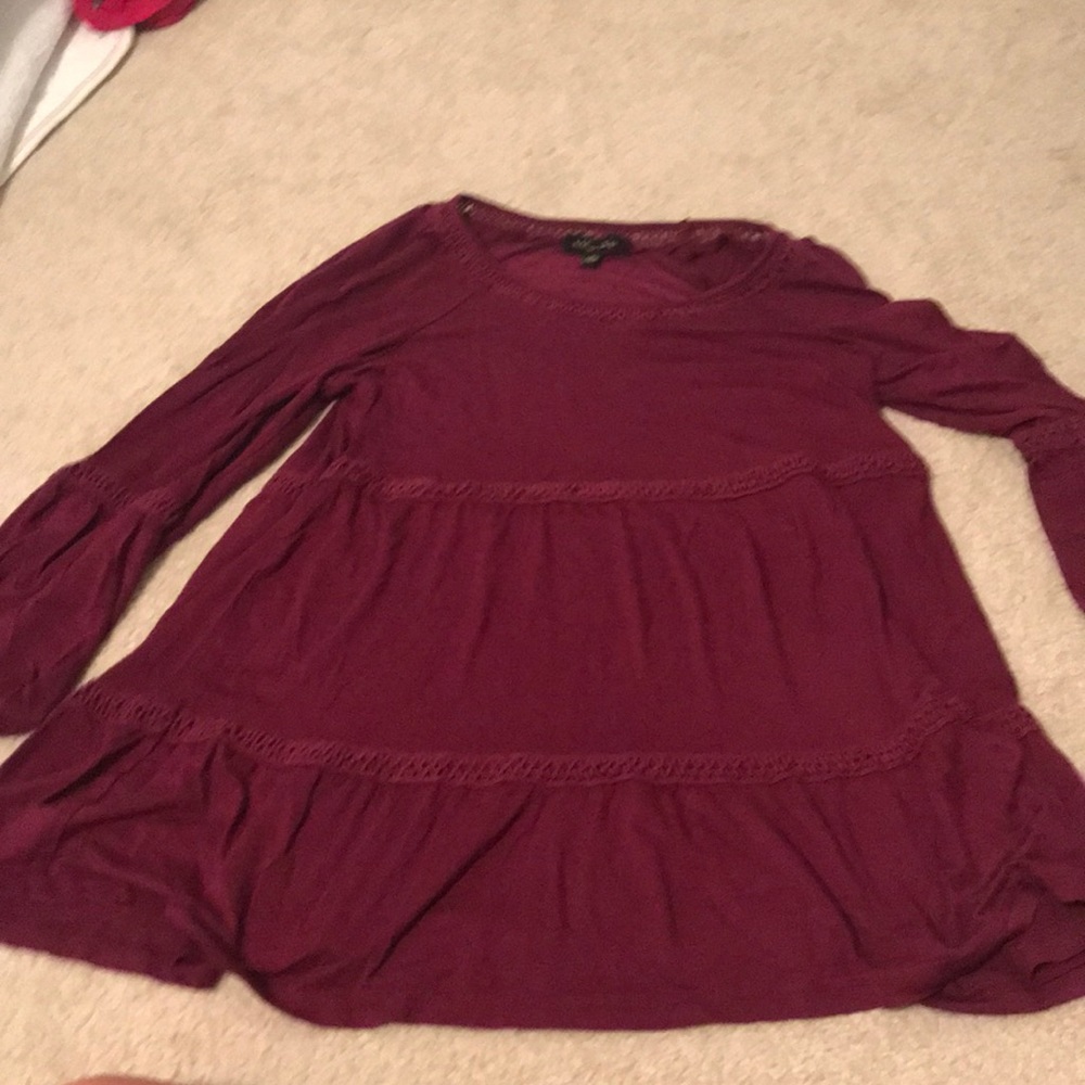 maroon long-sleeve shirt